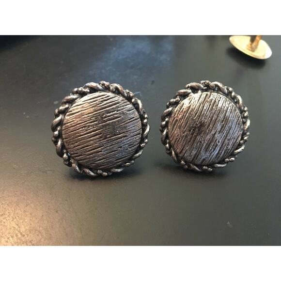 VTG Silver Tone Etched Cufflink Set With Rope Border - Picture 1 of 2